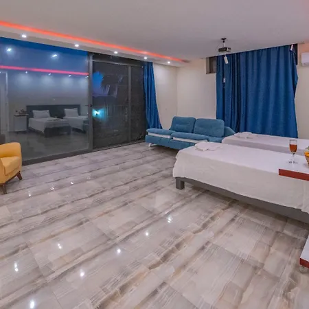 Vila Zuemruet - 2 Bedroom With Jacuzzi In Kalkan - Uzumlu Caykoy