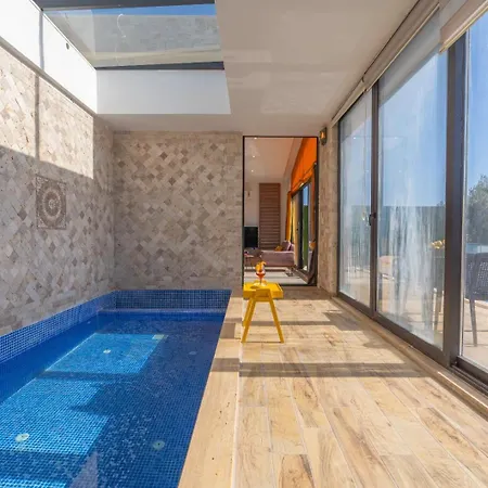 Zuemruet - 2 Bedroom With Jacuzzi In Kalkan - Uzumlu