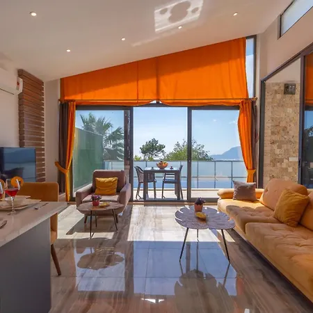 Zuemruet - 2 Bedroom Holiday Villa With Jacuzzi In Kalkan - Uzumlu