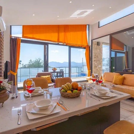 Zuemruet - 2 Bedroom With Jacuzzi In Kalkan - Uzumlu Vila Caykoy
